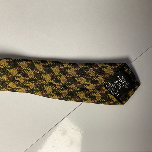 Bill Blass Country Tie den of foxes and horn 100 silk - Picture 6 of 6